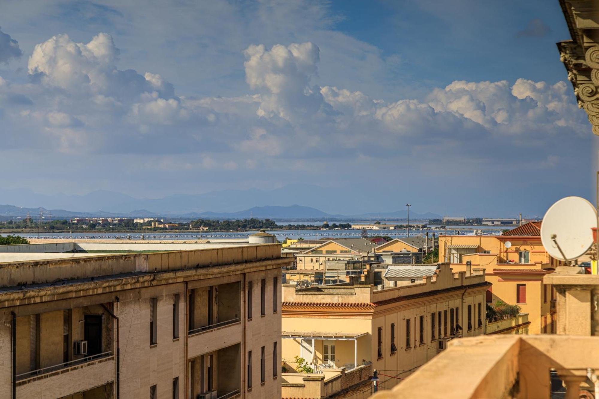 Onlyrooms V - Central & Train Station Cagliari Eksteriør bilde