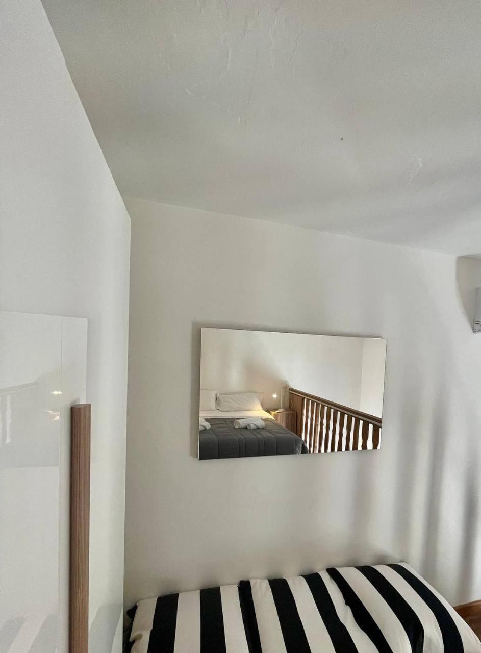 Onlyrooms V - Central & Train Station Cagliari Rom bilde